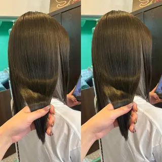 ミディアム カラー なんば、心斎橋🍓 ハイトーンnicoのヘアスタイル