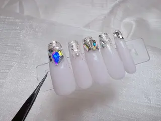 ネイル MiKi Nai池袋 長さだし得意のネイルデザイン