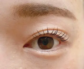 マツエク・マツパ 千坂 優奈のヘアスタイル