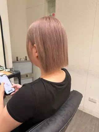 ミディアム カラー Karin/ レイヤーブリーチ🥀のヘアスタイル