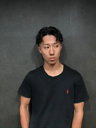 ミディアム カラー パーマ メンズ Les Mainsのヘアスタイル