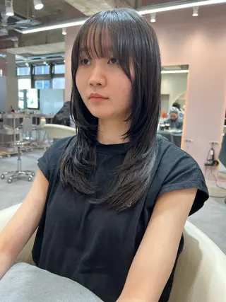 セミロング カラー ヘアアレンジ 🔶似合わせセンター パート/ヤス🔶のヘアスタイル