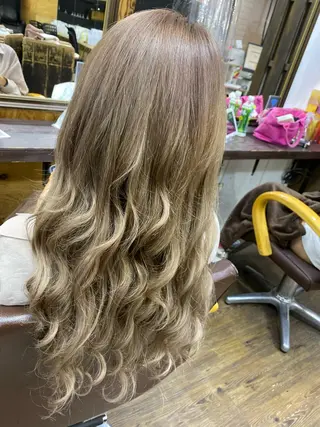 ロング IwAsh大和駅前店 河野亜里香のヘアスタイル