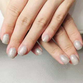 ネイル 桃子 Nail高円寺のネイルデザイン