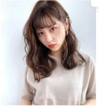 セミロング 門脇 恵利佳のヘアスタイル