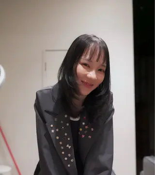 セミロング キヨハラ リコのヘアスタイル