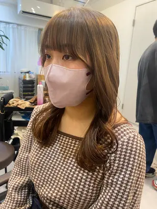 セミロング カラー 似合う髪型見つけます AYAKAのヘアスタイル