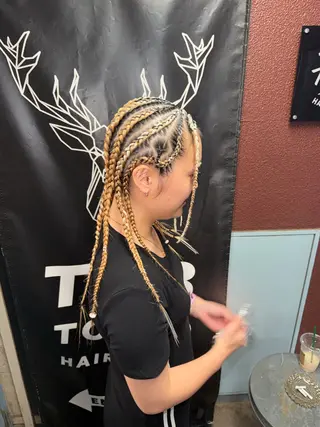ヘアアレンジ エクステ/コーンロウ KURUMI⛓️🔥のヘアスタイル