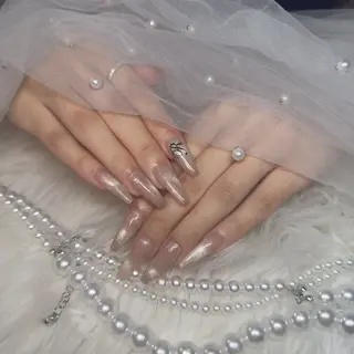 ネイル Ayu 【パラジェル取扱店】のネイルデザイン