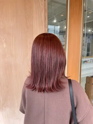ミディアム カラー 尾崎 ひなののヘアスタイル