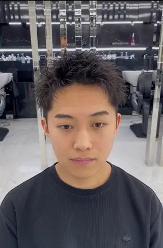 ショート 蛯原 興輝のヘアスタイル