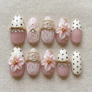 ネイル Umee Nailのネイルデザイン