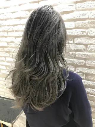 ロング カラー レイヤー べージュ 白石研太のヘアスタイル