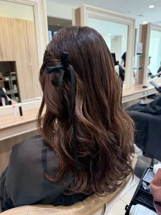 セミロング ヘアアレンジ 韓国ヘアメイク🎀/ 縮毛矯正✨山本媛香のヘアスタイル