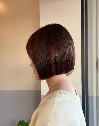 ミディアム 小久保 里紗のヘアスタイル