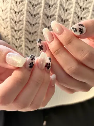 ネイル rikako OAK溝の口のネイルデザイン