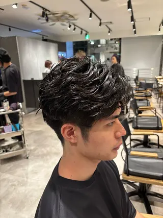 パーマ メンズ 久野 竜慈のヘアスタイル
