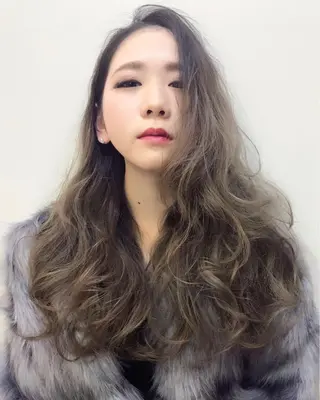 ロング カラー パーマ ヘアアレンジ 吉川 宙翔のヘアスタイル