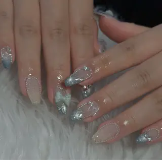 ネイル LAVISH nanamiのネイルデザイン