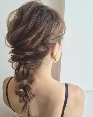ミディアム ヘアアレンジ 【公式】amble luxe池袋東口🩷のヘアスタイル