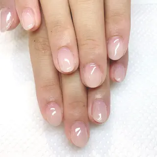ネイル リスブラン🌱 IKUMIのネイルデザイン
