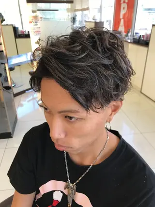 ショート カラー パーマ メンズ 🟦横浜駅メンズパー マ｜小上馬淳司🟦のヘアスタイル
