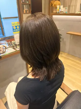 ロング ケアブリーチカラー 樋口 莉奈のヘアスタイル
