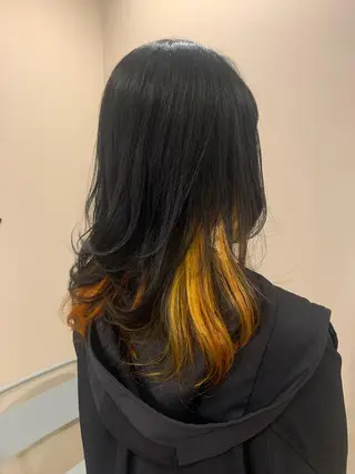 セミロング カラー ERIKO Tのヘアスタイル