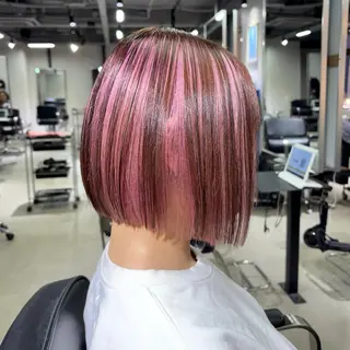 ショート カラー ★デザインカラー ハイトーン ももか★のヘアスタイル