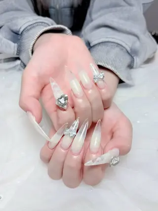 ネイル Huyn Nail Shinjyukuのネイルデザイン