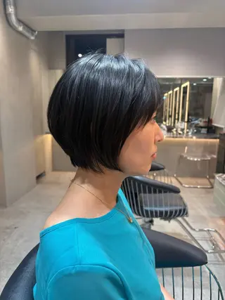 ショート オリーブベージュ/ボ ブ縮毛矯正たまき🧡のヘアスタイル