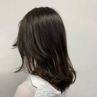 セミロング カラー パーマ ヘアアレンジ ネイル マツエク・マツパ 韓国風ベージュ🤎 赤みなし🌿横浜🤎のヘアスタイル