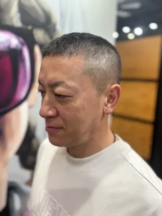 メンズ おかだ まなみのヘアスタイル