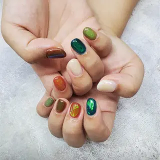 ネイル nailstudio eviz新宿店のネイルデザイン