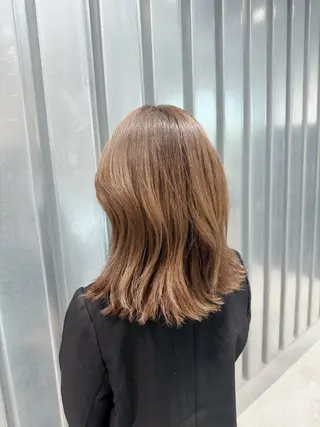 ミディアム M.SLASH 大元研二のヘアスタイル