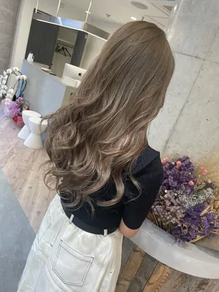 ロング Loob.TOKYO MIYA🌈のヘアスタイル