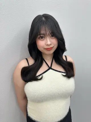 ロング 【lond】🩶 Marinのヘアスタイル
