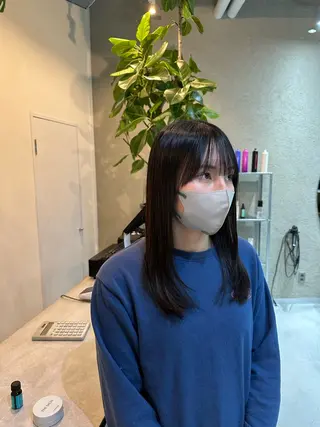ロング Shiro RENのヘアスタイル