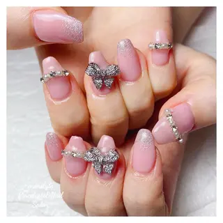 ミディアム ネイル 🐾enen style 🐾のネイルデザイン