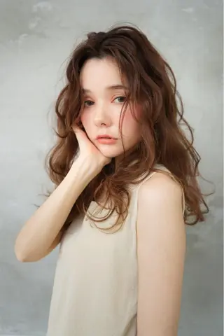 ロング カラー パーマ ヘアアレンジ メンズ キッズ ネイル マツエク・マツパ レイヤーカット/ 巻ける縮毛矯正のヘアスタイル