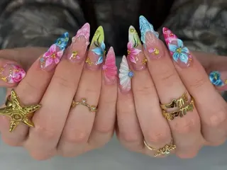 ネイル Ami Meliaのネイルデザイン