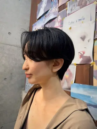 ショート 佐藤 百葉のヘアスタイル