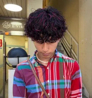 メンズ 崎久保 優菜のヘアスタイル