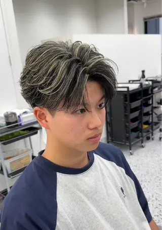 ショート カラー パーマ メンズ特化/ツイスパ /波巻き/松本真生のヘアスタイル