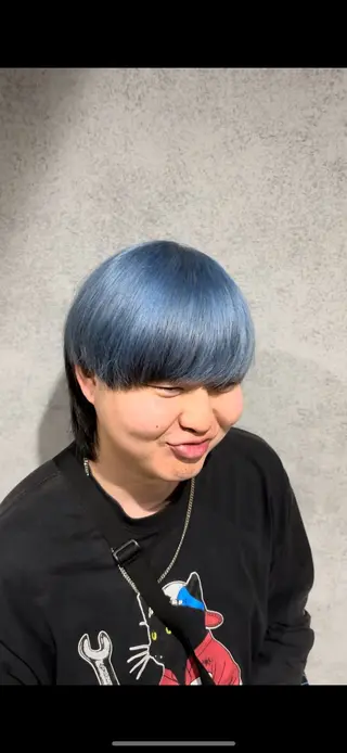 カラー ミウラ ナオヤのヘアスタイル