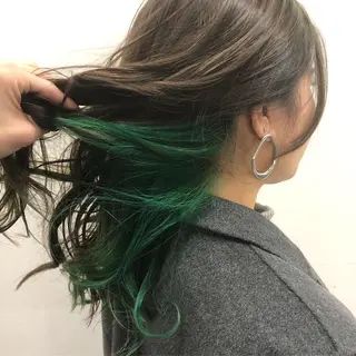 ミディアム カラー 東條 克義のヘアスタイル