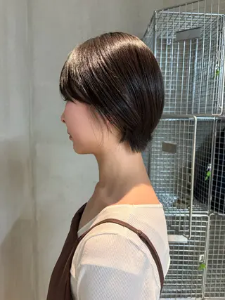 ショート マツイ モモノのヘアスタイル