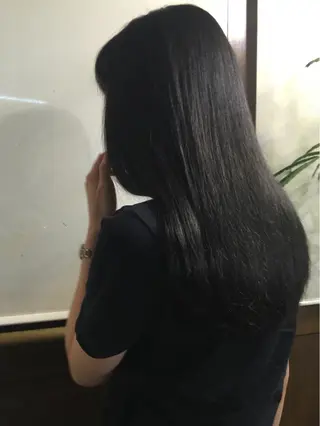 カラー KYOKA .のヘアスタイル