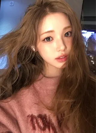 カラー NENE/艶カラー ×韓国アイドルのヘアスタイル