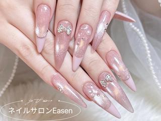 ネイル Easenネイル （長さ出し専門)のネイルデザイン